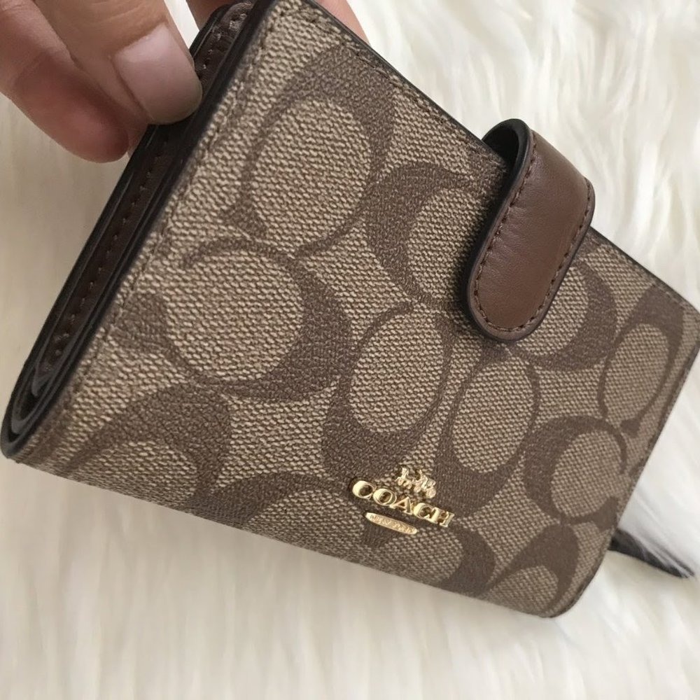 Coach Medium Corner Zip Wallet In Signature Canvas
